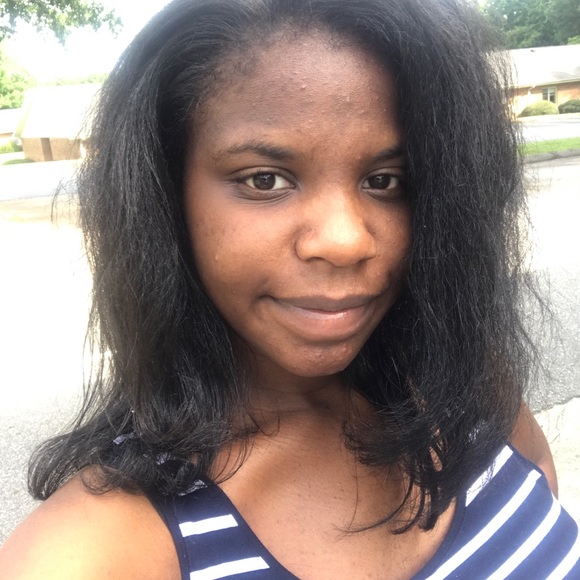 Meet your Posher 🌟POSH AMBASSADOR!🌟 - Picture 1 of 8